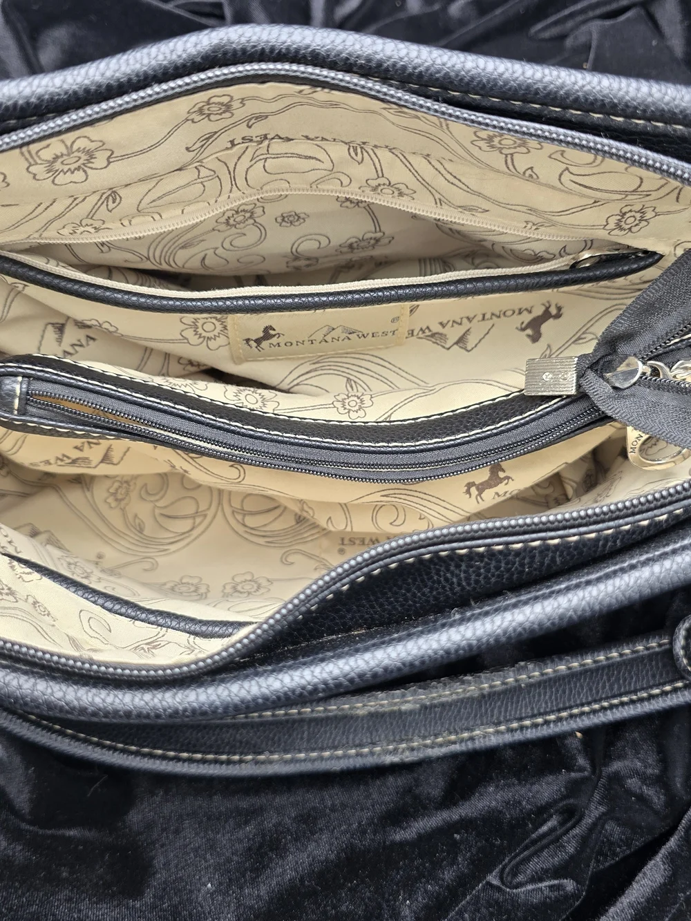 Montana West Black Embroidered Sugar Skull Shoulder Bag (Conceal Carry Bag)